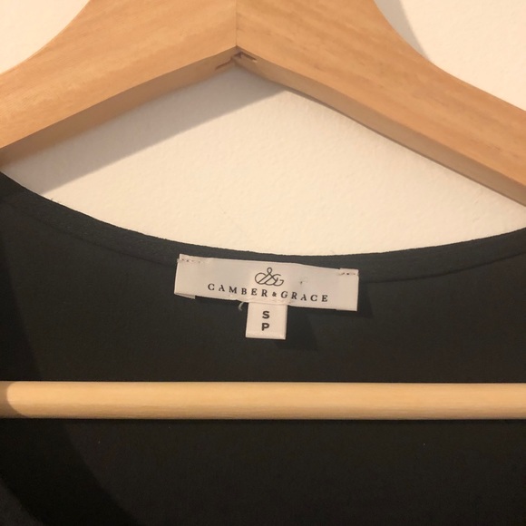 Camber&Grace Tunic Blouse - Picture 6 of 8